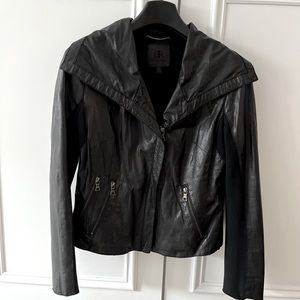 Vintage - Banana Republic Black Label 
Washed Leather Motorcycle Jacket
